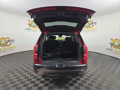 Certified 2023 GMC Acadia AT4 w/ LPO, Floor Liner Package image 34