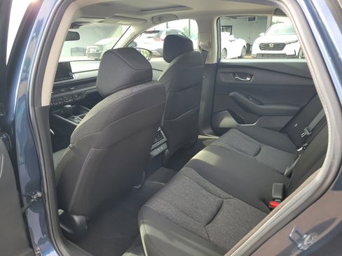 Certified 2025 Honda Accord SE image 12