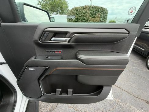 Certified 2024 GMC Sierra 1500 AT4 w/ Technology Package AWD/4WD image 18