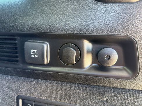 Used 2023 Jeep Grand Wagoneer Series III w/ Rear-Seat Entertainment Group image 30