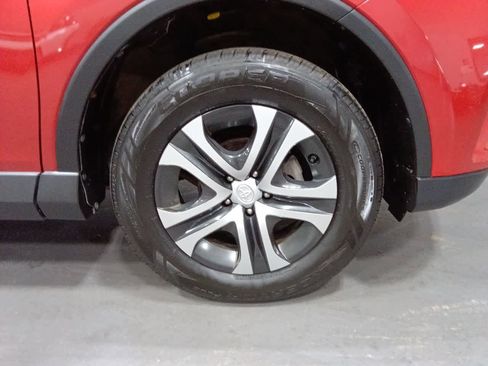 Used 2016 Toyota RAV4 LE image 32