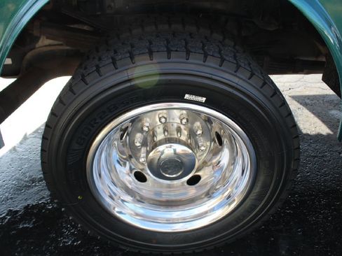 Used 2020 RAM 5500 Tradesman w/ Safety Group image 30