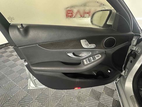 Used 2020 Mercedes-Benz C 300 Sedan image 15