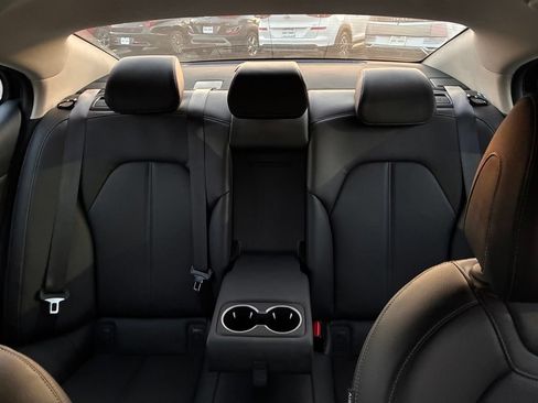 Used 2025 Genesis G70 2.5T AWD/4WD image 16