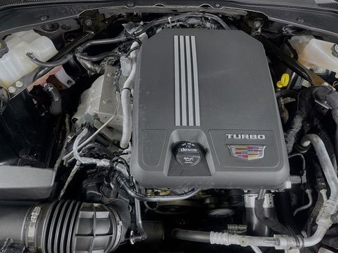 Used 2024 Cadillac CT4 Luxury w/ Sun And Sound Package RWD image 31