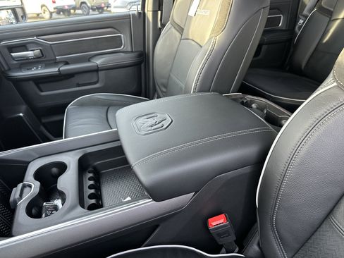 New 2026 RAM 2500 Laramie w/ Sport Appearance Package AWD/4WD image 18