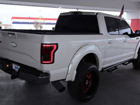 Used 2017 Ford F150 Lariat image 5