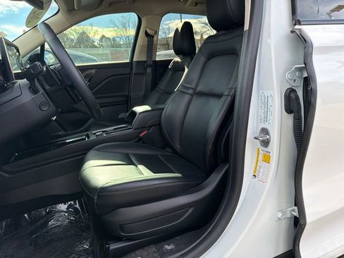 Certified 2024 Lincoln Corsair Premiere w/ Equipment Group 101A image 11