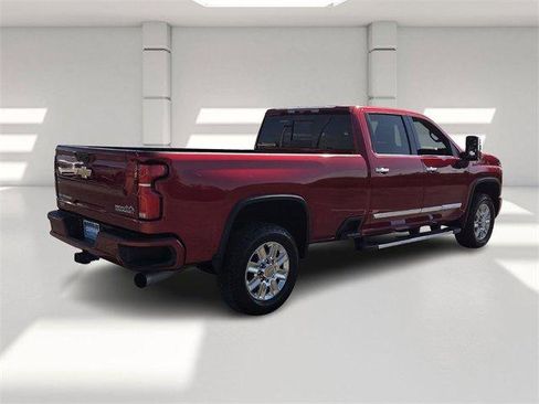 Certified 2025 Chevrolet Silverado 3500 High Country w/ Technology Package image 5