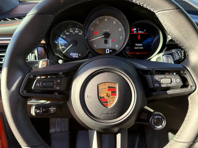 Used 2024 Porsche Macan S AWD/4WD image 11