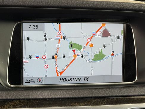 Used 2015 Mercedes-Benz E 350 Sedan image 26