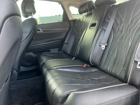 Used 2021 Genesis G80 2.5T w/ Prestige Package RWD image 12