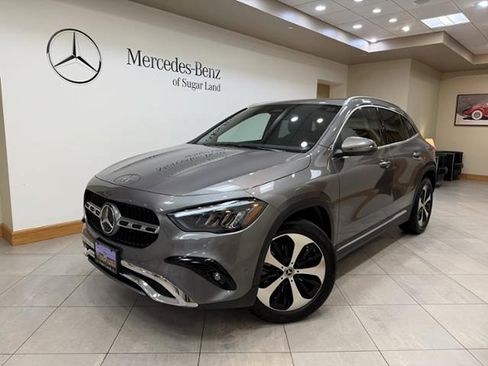 Used 2025 Mercedes-Benz GLA 250 image 1
