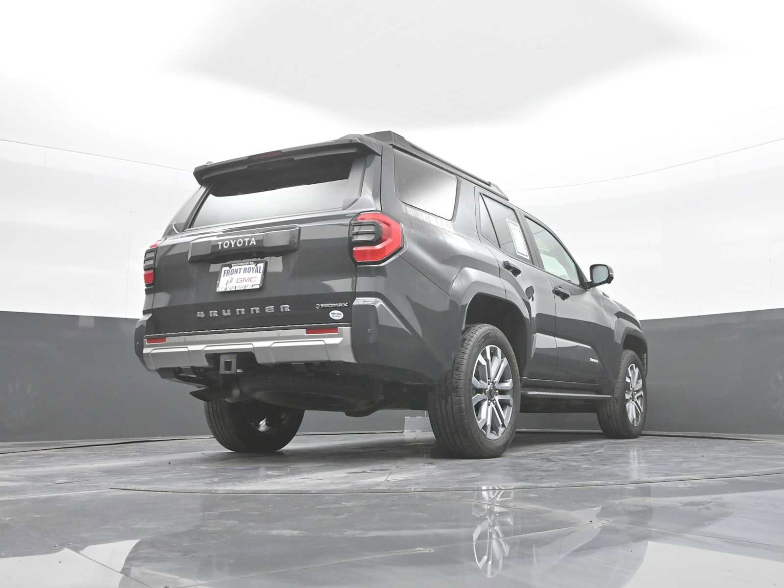 Used 2025 Toyota 4Runner Limited AWD/4WD image 48