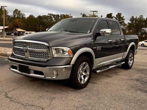 Used 2016 RAM 1500 Laramie w/ Convenience Group image 3