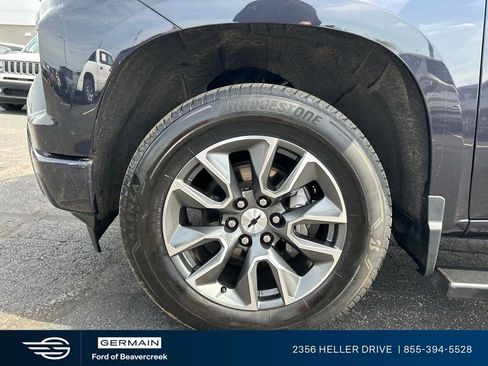 Used 2023 Chevrolet Silverado 1500 RST AWD/4WD image 12