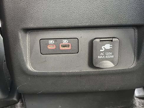Certified 2025 Nissan Frontier PRO-4X w/ Pro Convenience Package AWD/4WD image 34