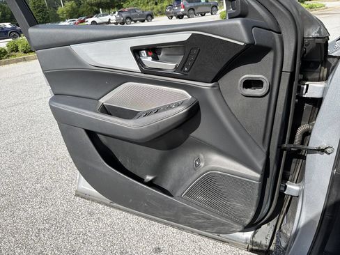 Used 2023 Acura MDX SH-AWD image 16