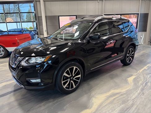 Used 2018 Nissan Rogue SL w/ Premium Package AWD/4WD image 40