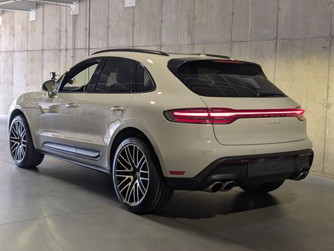 Certified 2026 Porsche Macan S AWD/4WD image 3