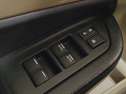 Used 2016 Honda Pilot EX-L image 27