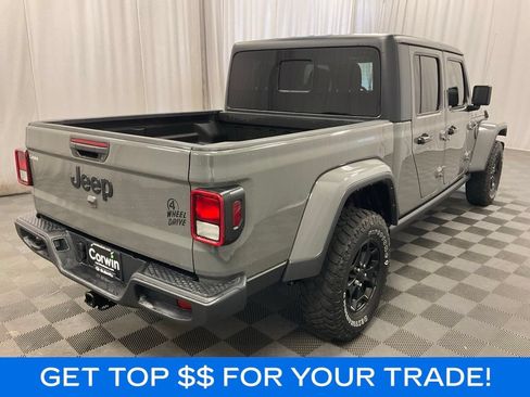 Used 2022 Jeep Gladiator Sport AWD/4WD image 3