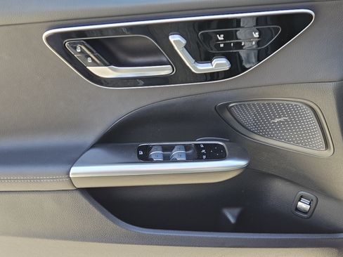 Used 2025 Mercedes-Benz C 300 Sedan image 22