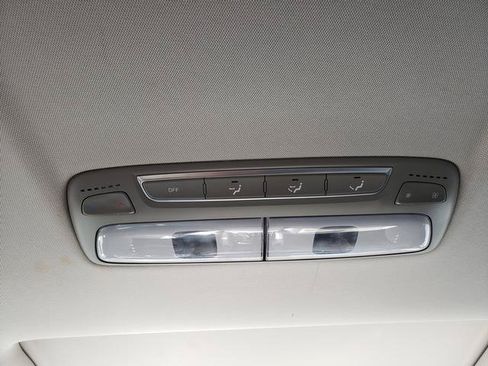 Used 2020 Kia Telluride S AWD/4WD image 16