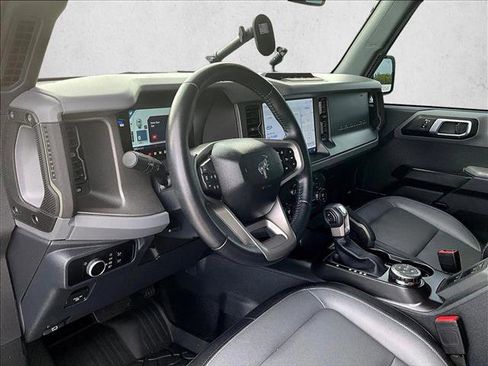 Used 2024 Ford Bronco Everglades AWD/4WD image 14