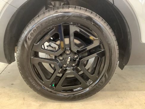 Used 2024 Kia Telluride SX X-Line AWD/4WD image 27