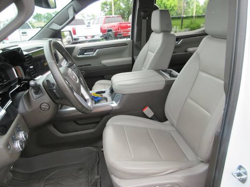 Certified 2023 GMC Sierra 1500 SLT w/ SLT Premium Package AWD/4WD image 21
