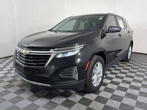 Used 2022 Chevrolet Equinox LT image 3