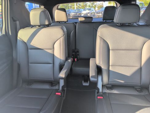 New 2026 Chevrolet Traverse LT w/ LPO, Floor Liner Package image 23