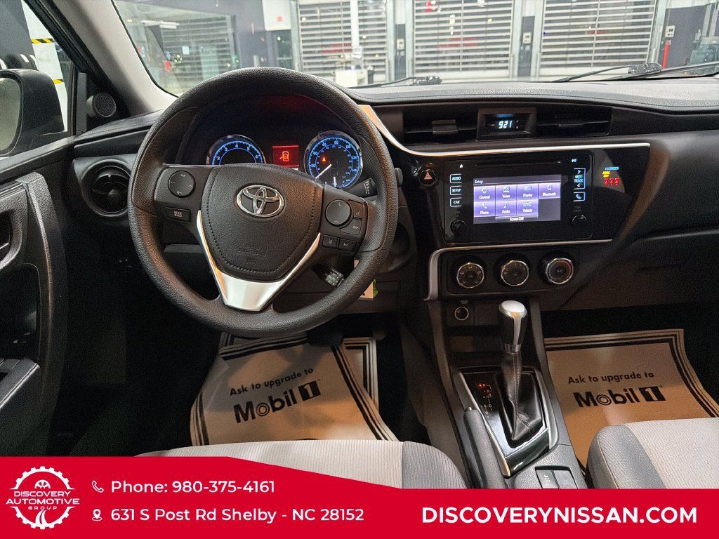 Used 2019 Toyota Corolla L FWD image 30