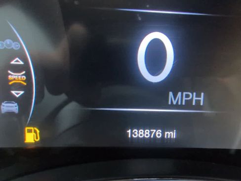 Used 2018 Jeep Grand Cherokee Limited image 12