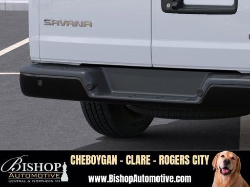 New 2026 GMC Savana 3500 w/ Driver Convenience Package RWD image 14