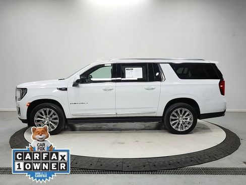 Used 2023 GMC Yukon XL Denali AWD/4WD image 4