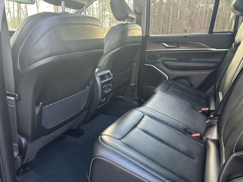 Used 2023 Jeep Grand Cherokee 30th Anniversary image 46