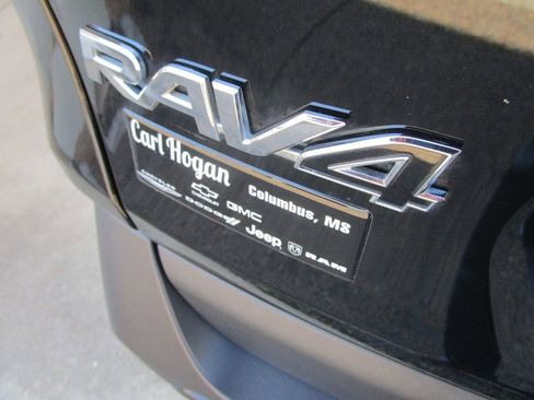 Used 2024 Toyota RAV4 XLE Premium FWD image 11