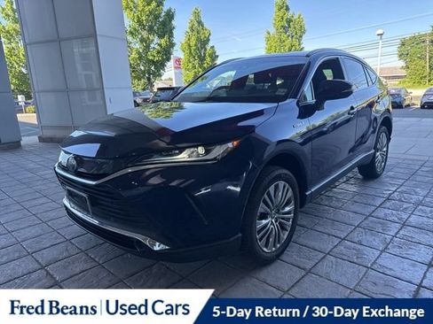 Used 2021 Toyota Venza XLE w/ Softex Package AWD/4WD image 24