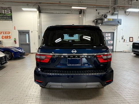 Used 2024 Nissan Armada SL w/ Captain's Chairs Package image 7