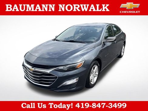 Used 2020 Chevrolet Malibu LS FWD image 1