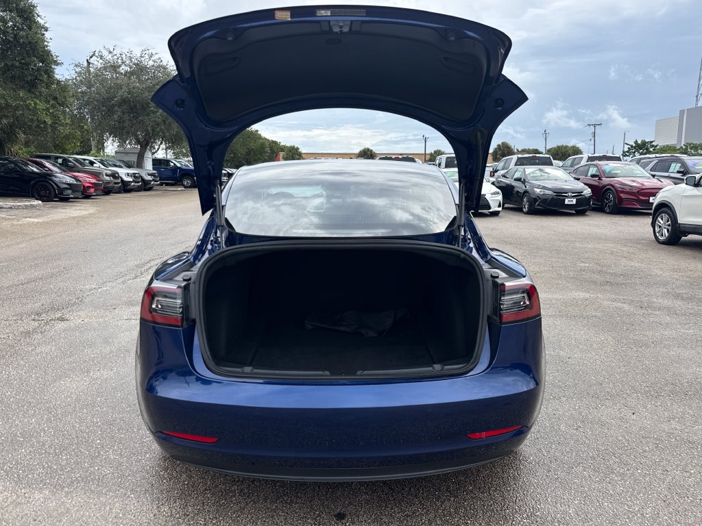 Used 2020 Tesla Model 3 Standard Range Plus RWD image 26