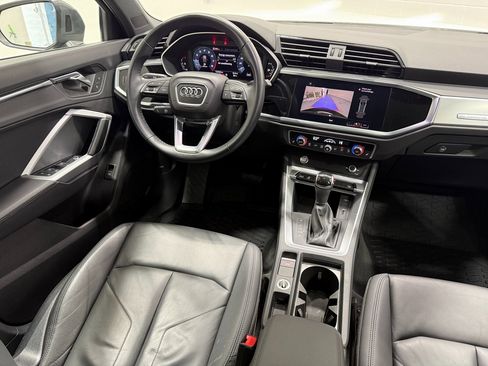 Used 2020 Audi Q3 2.0T Premium w/ Convenience Package image 37