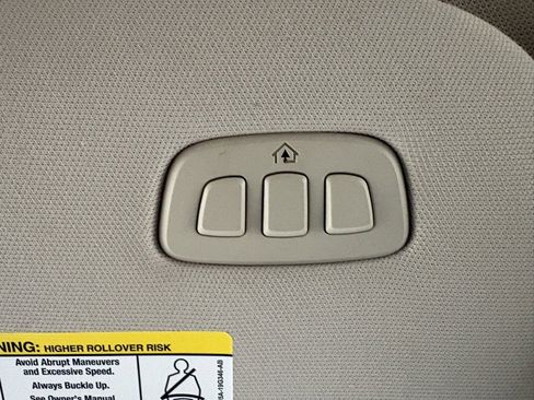 Used 2023 Ford Expedition Max XLT image 33