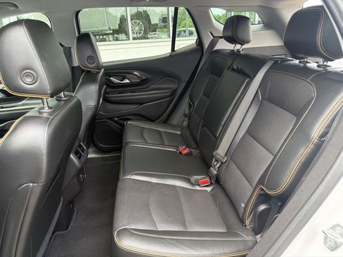 Used 2023 GMC Terrain AT4 AWD/4WD image 35