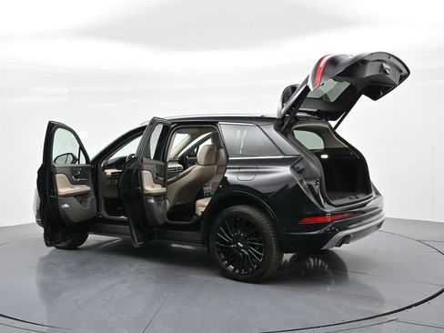Used 2021 Lincoln Corsair Reserve w/ Equipment Group 201A AWD/4WD image 27