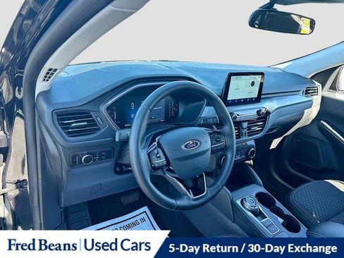 Used 2024 Ford Escape Active image 11