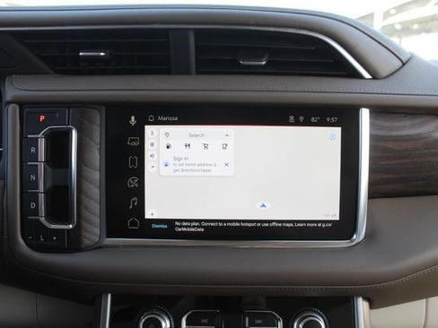 Used 2023 GMC Yukon XL Denali AWD/4WD image 33