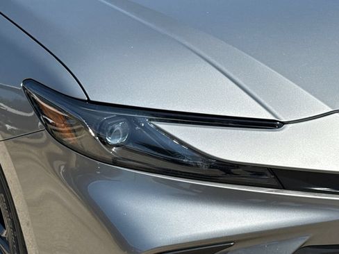 Used 2025 Toyota Camry SE w/ Multimedia Upgrade Package FWD image 4